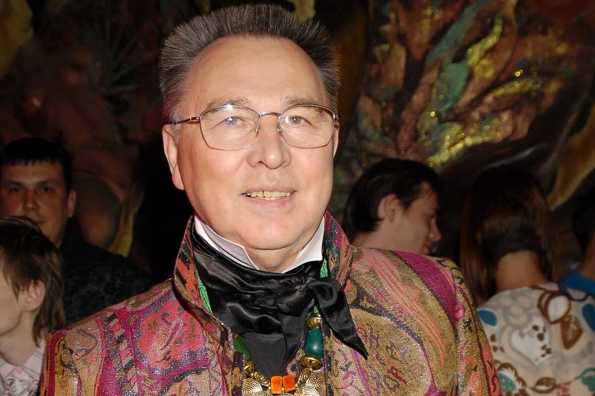     Умер культовый модельер Вячеслав Зайцев