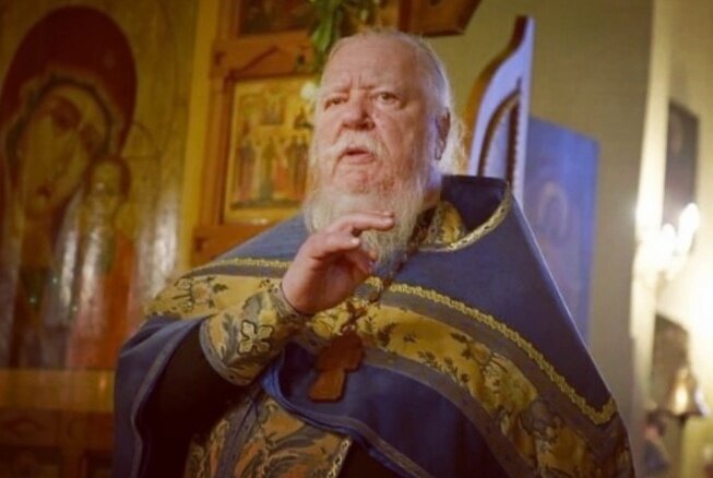 Димитрий Смирнов (07.03.1951 — 21.10.2020 гг.) — протоиерей, церковный и общественный деятель, проповедник, миссионер.