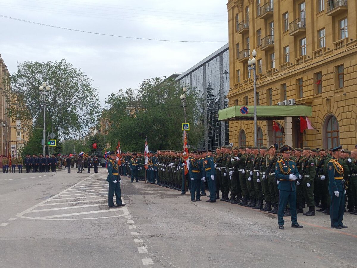 Парад 9 мая волгоград. Парад в Волгограде 9 мая 2023. Парад Победы. Парад 9 мая. 9 Мая парад Победы.