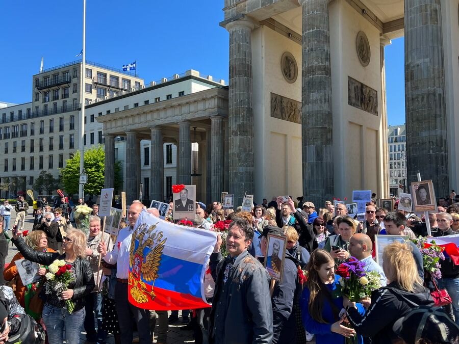    Акция «Бессмертный полк» в Берлине (Германия) © Вячеслав Филиппов/ТАСС