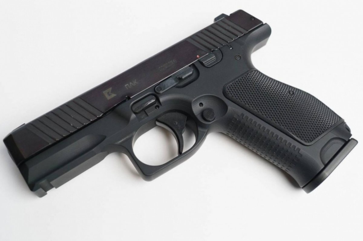    Нижегородец с муляжом пистолета угрожал полицейскому в больнице