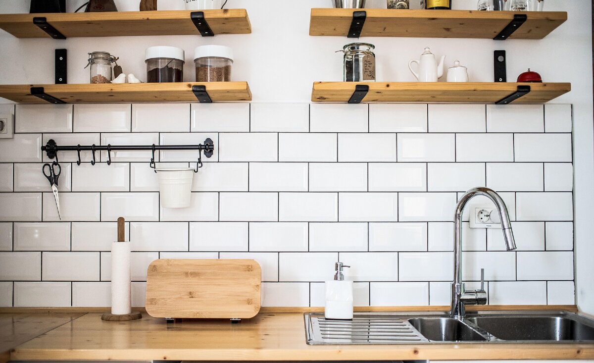    Долой лишние вещи: чем меньше хаоса, тем лучше выглядит помещениеlegion-media