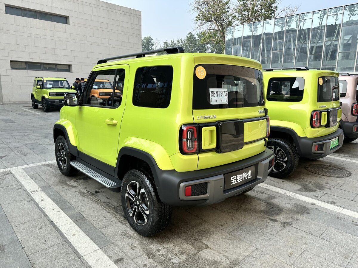 В Китае представили электрический аналог Suzuki Jimny | РБК Autonews | Дзен