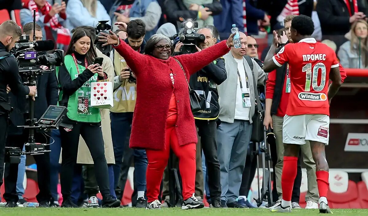 «Спартак» — ЦСКА. Мама увидела историческое достижеие Квинси Промеса.