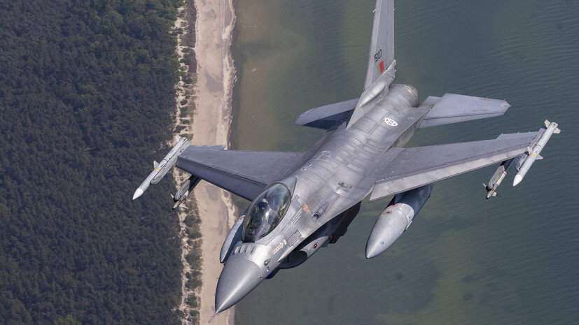     F-16 ВВС Португалии AP Mindaugas Kulbis