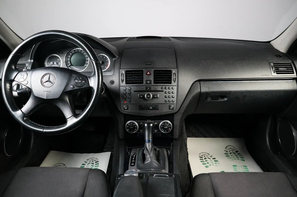 Салон модели.