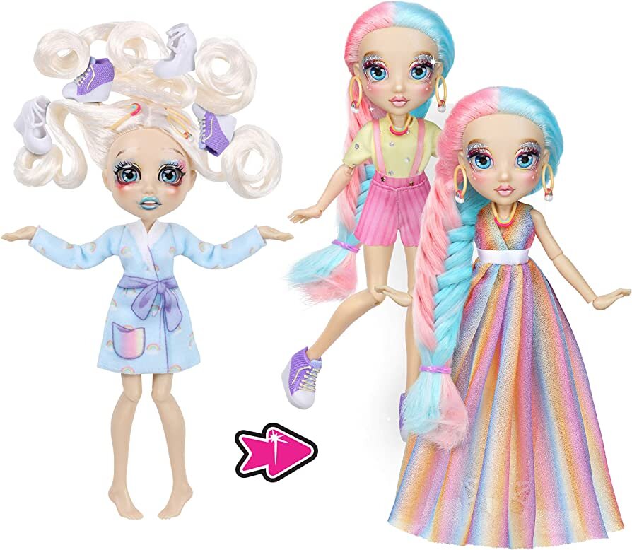 По задумке, ей нужно окрасить волосы, но мне больше нравятся как раз белые.