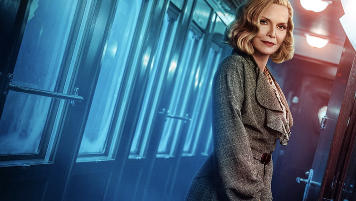 Рекламный постер Мишель Пфайфер к фильму "Murder on the Orient Express"
