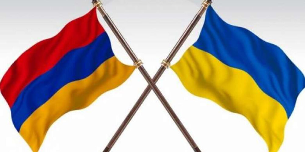 После встречи премьера Армении Никола Пашиняна с бизнесменами и представителями армянской общины Украины в Молдове, поступило предложение создать в Армении легион, используя украинский опыт.