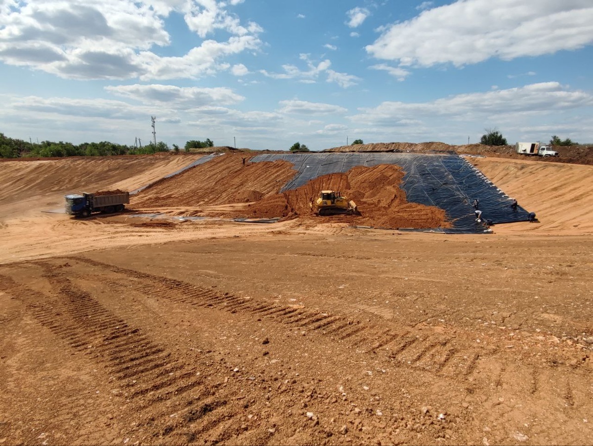  📷    В Нежинке продолжаются работы по ликвидации несанкционированной свалки Кристина Просвиркина