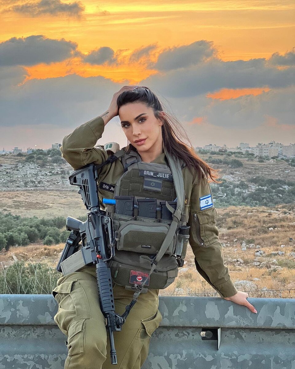 Самые красивые девушки израильской армии