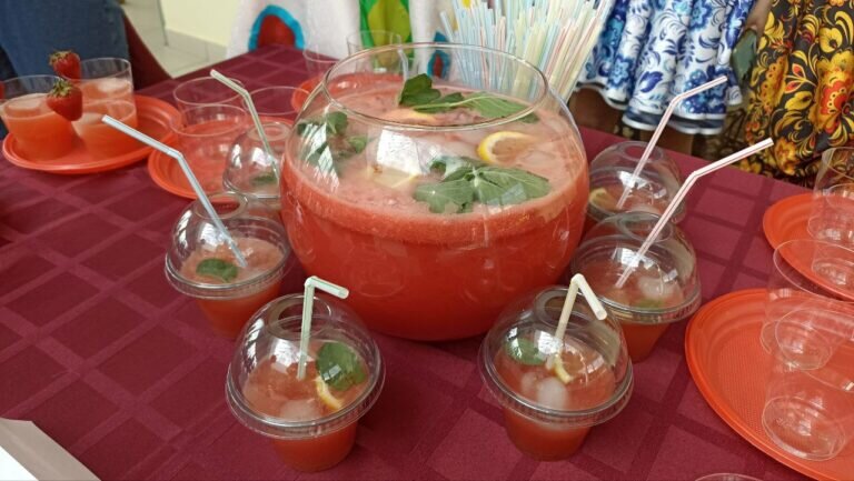    На Соль-Илецком соленом озере открылась гастрономическая выставка «Вкусы Оренбуржья» Андрей Севостьянов