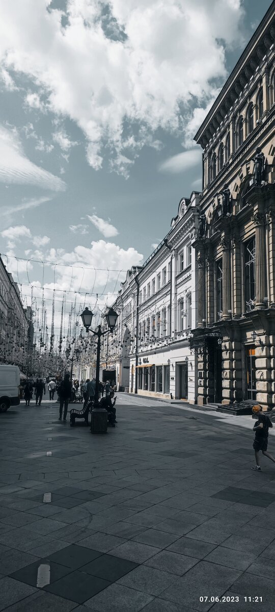 На Никольской. Фото мои 