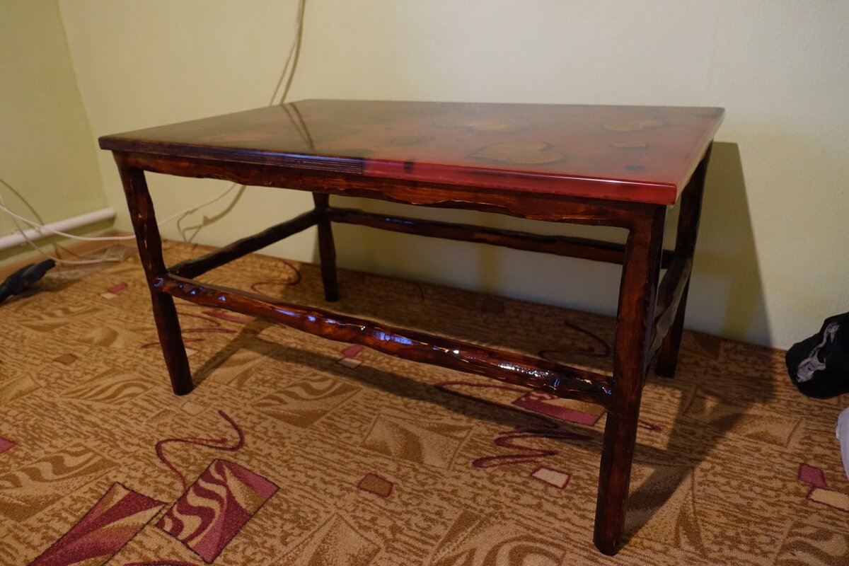 Первый стол общий вид.