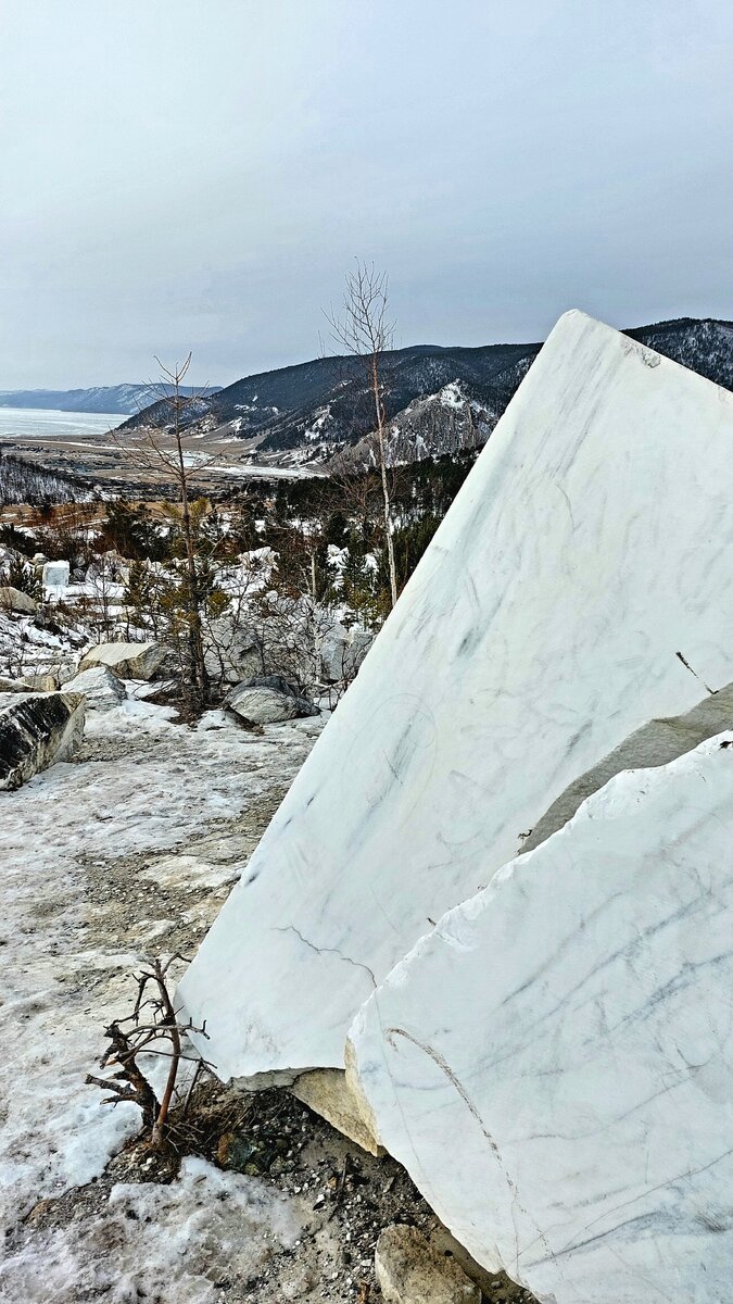 томаш ален копера сюрреализм. странник на дороге. квадрат архетипов. картина наутилус жозефина уолл. странник в пути.