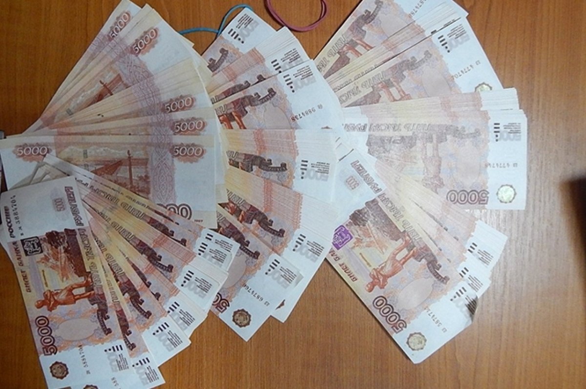    Самарец украл у соседки-инвалида по зрению 220 тысяч рублей
