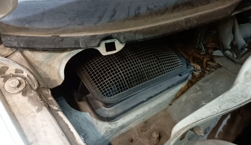 Замена салонного фильтра - Volkswagen Tiguan (1G), 2 л, 2009 года расходники DRI