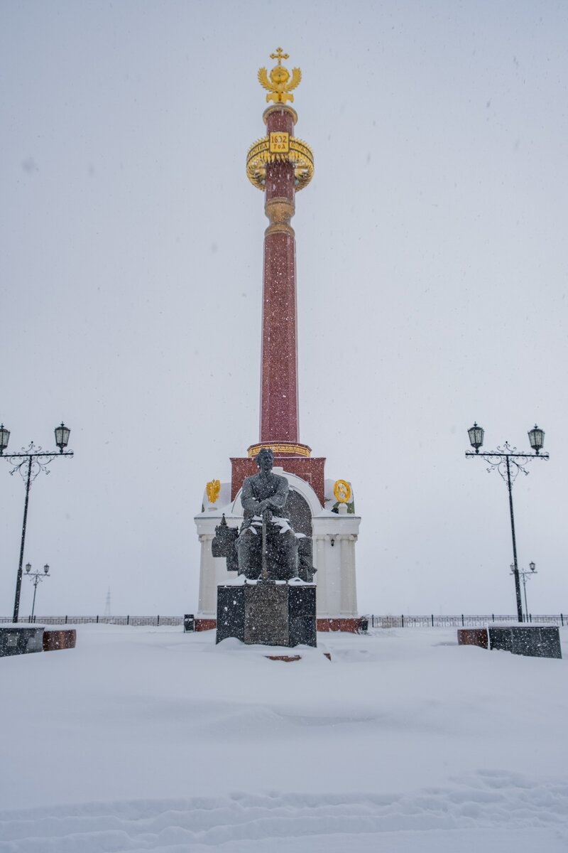 Памятник Петру Бекетову
