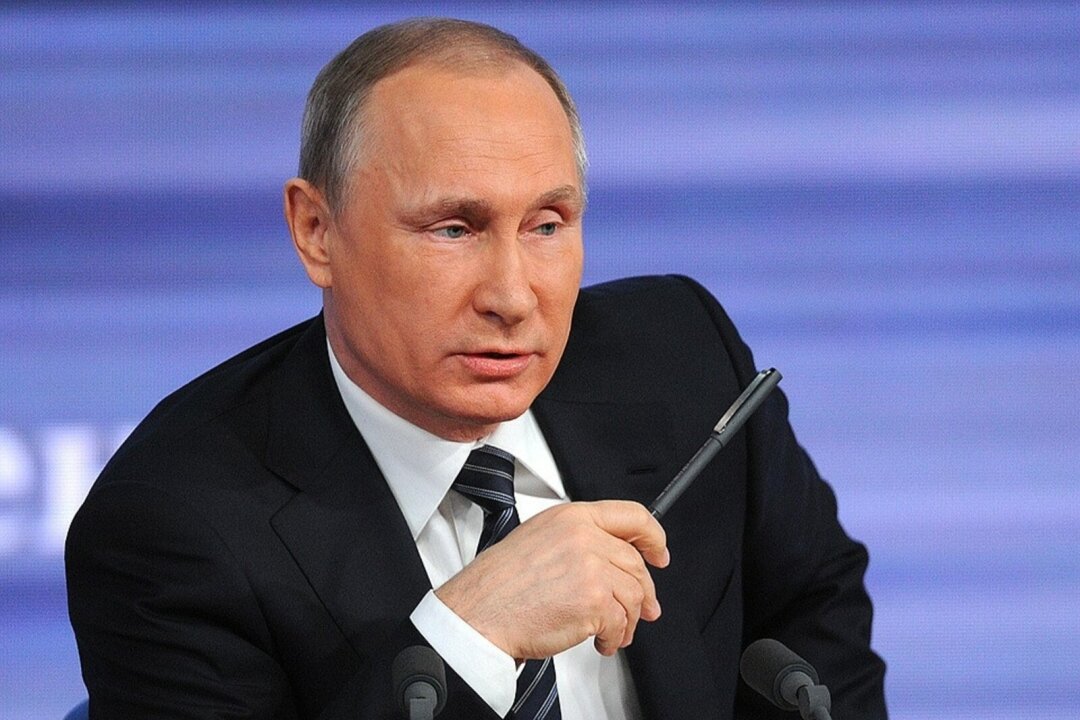    Путин: РФ не изолируется и продолжит строить отношения с теми, кто этого хочет