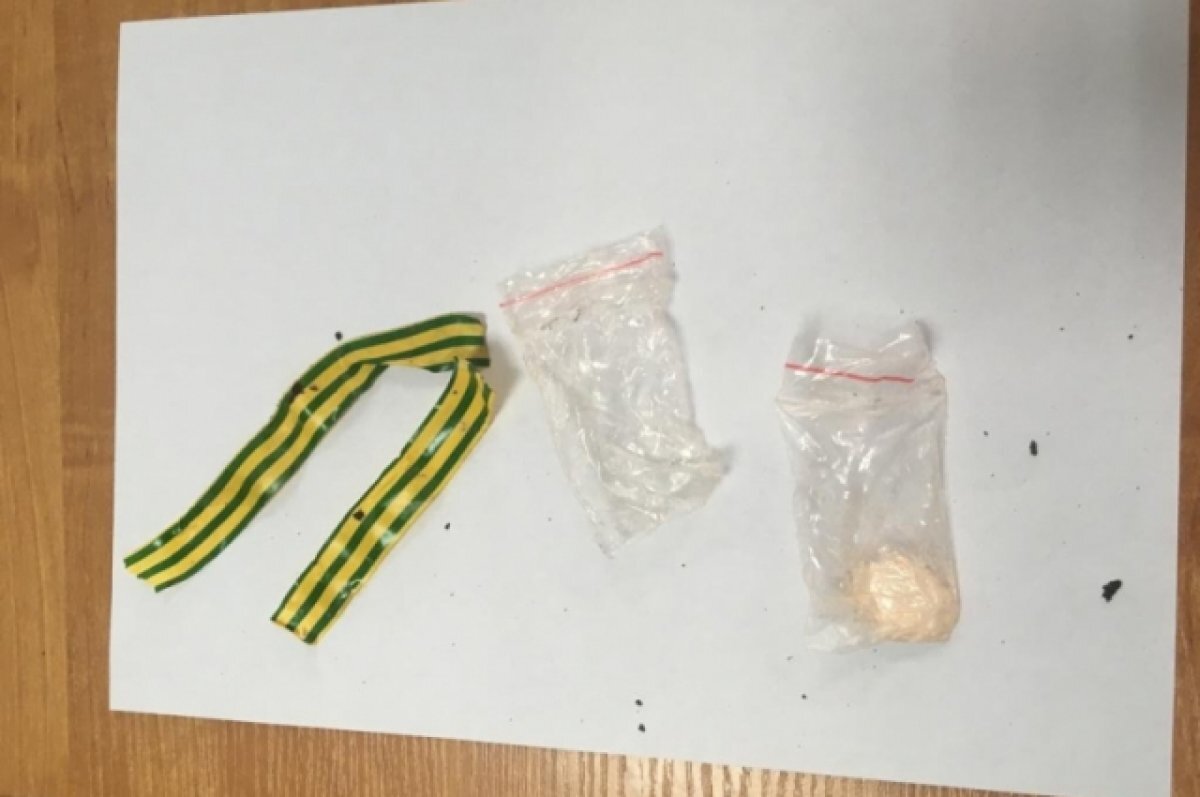    В Тверской области полицейские задержали 44-летнего мужчину с наркотиками