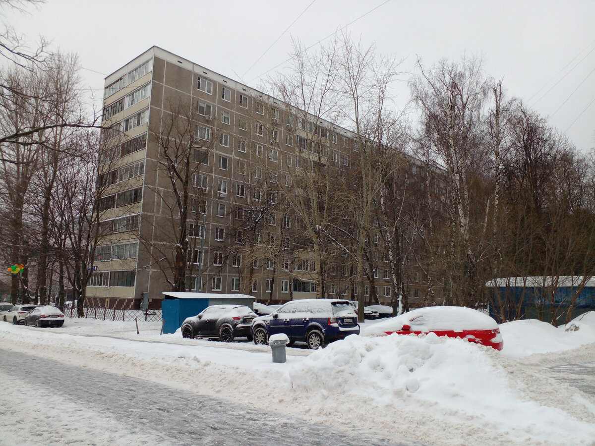 Рис. 2. И-220-10. Улица Миклухо-Маклая, 29 к 1