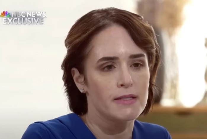 Эбби Гроссберг.