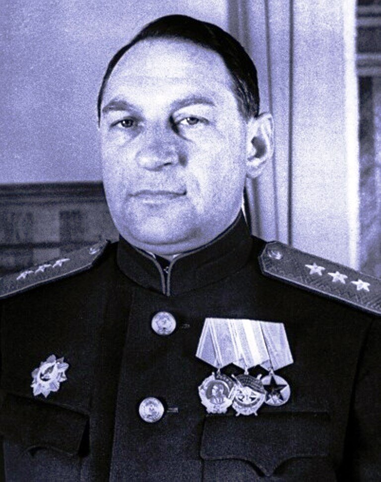 Шиманов Николай Сергеевич.