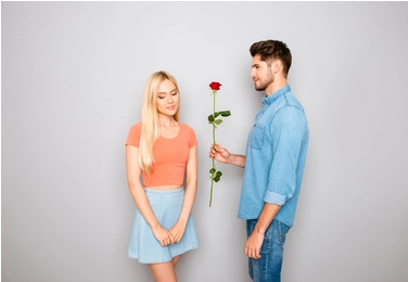 НЕ БОЙТЕСЬ ВЫРАЖАТЬ СВОИ ЧУВСТВА С ПОМОЩЬЮ БУКЕТА ЦВЕТОВ!