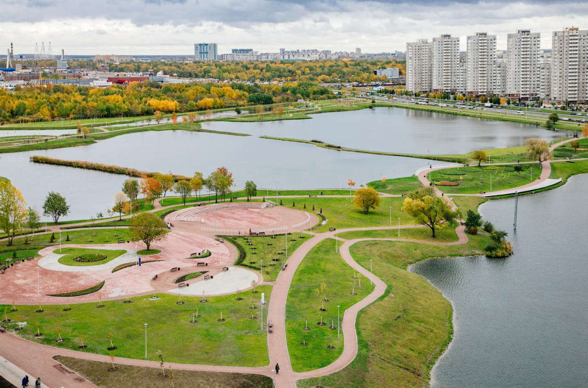 Парк пожарных санкт петербург. Парк героев пожарных Фрунзенский район. Купчино парк героев пожарных. Парк героев-пожарных во Фрунзенском районе 2 очередь.