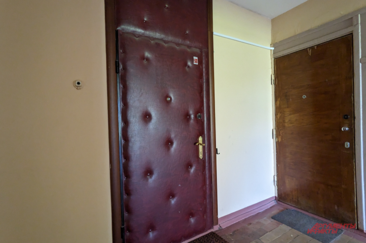    «По двору бегал голышом!» Соседи Алексея Панина не забудут его выходки