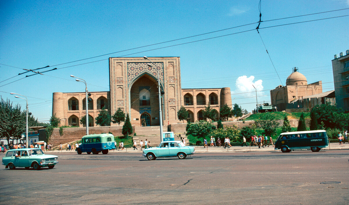 Яркий Ташкент в 1974 году, глазами туриста из США | Tashkent Retrospective  | Дзен