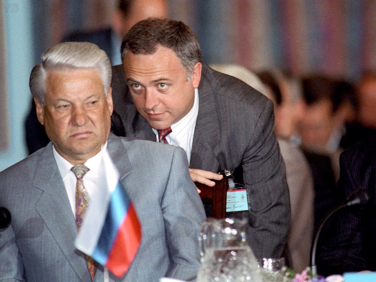 Борис Ельцин и Андрей Козырев. Фото: eg.ru
