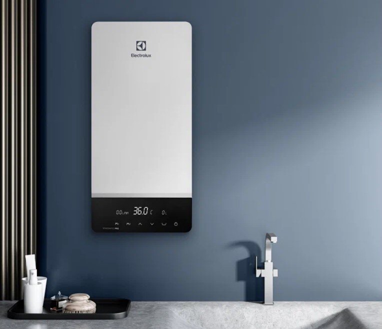 Водонагреватель Electrolux NPX 12-18 Sensomatic Pro