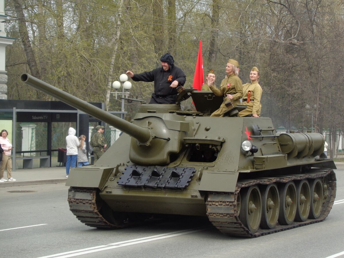 Истребитель танков СУ-100