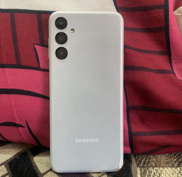 Обзор Samsung Galaxy M14 5G: стоит попробовать | За три моря с тремя ...