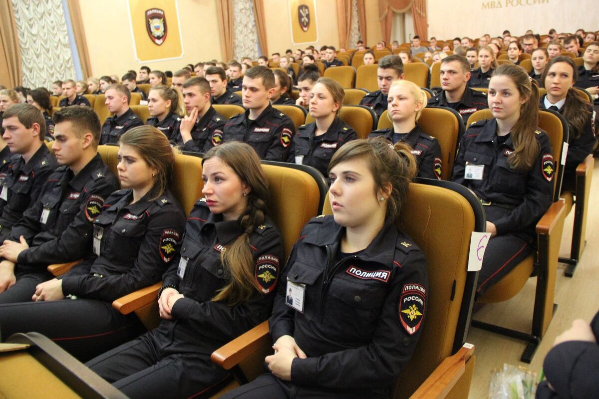 мвд в санкт петербурге