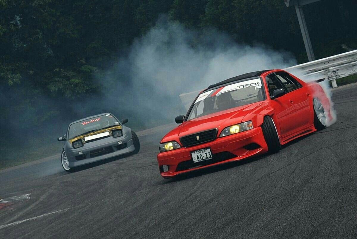Японские дрифт машины JDM