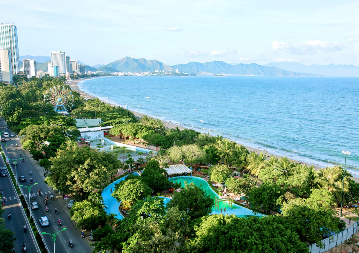 Город nha trang. Вьетнам Нья Чанг. Вьетнам курорты Нячанг. Остров Нья Чанг Вьетнам. Вьетнамский курорт Нячанг.