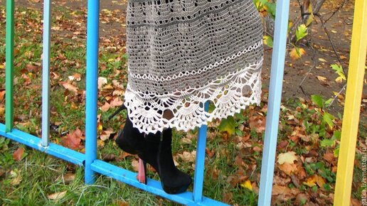 Hairpin Lace Skirt on StitchDiva.com