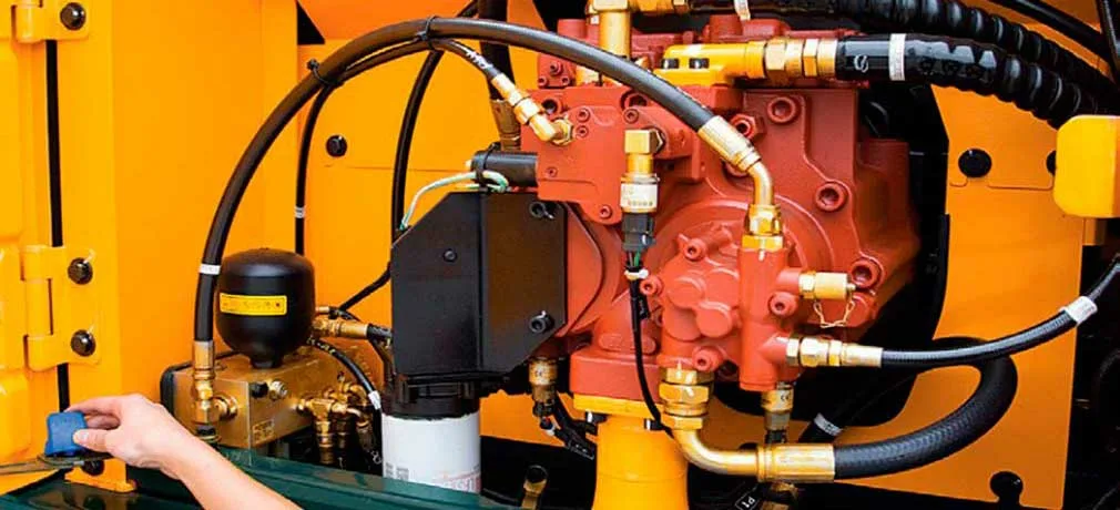 Система смазки двс ямз 236 турбо. Гидравлическая система. Камаз с ямз 238 печка. Система смазки двигателя ямз 7511. Камаз 740 евро 5 шланг турбины.