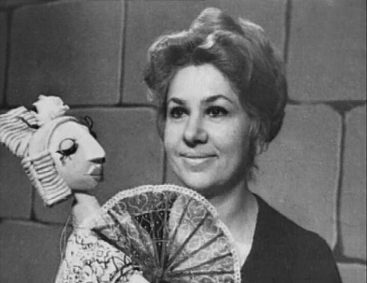    «В отношениях главное - общение, игра ума, флирт и «духовка». В смысле духовности, общности душ». Фото: Кадр из фильма