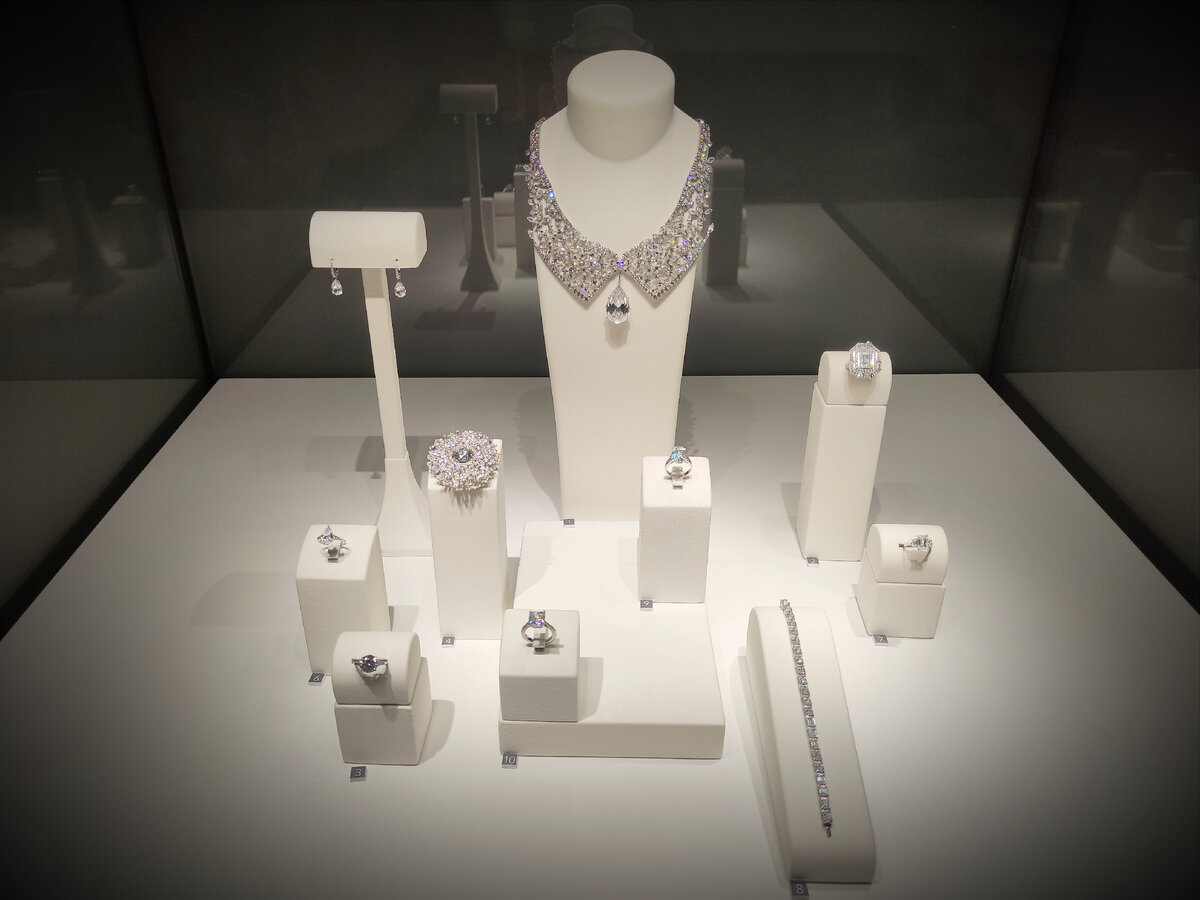 Белое золото + бриллианты. Фото принадлежит автору канала, © Яна Левашова 