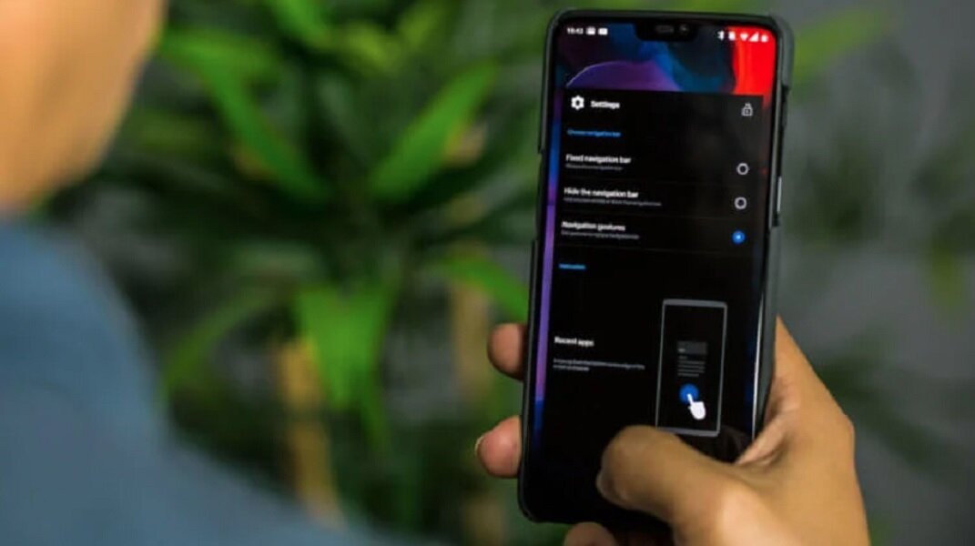 Пример управления смартфоном 