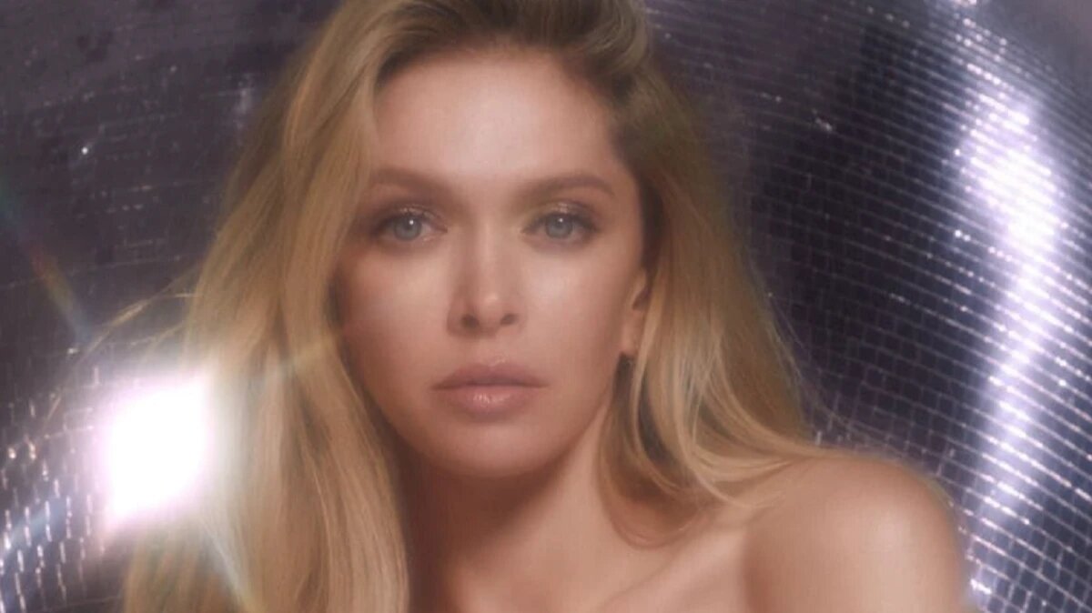 Вера Брежнева / Instagram* (принадлежит Meta*, она запрещена в России и признана экстремистской)