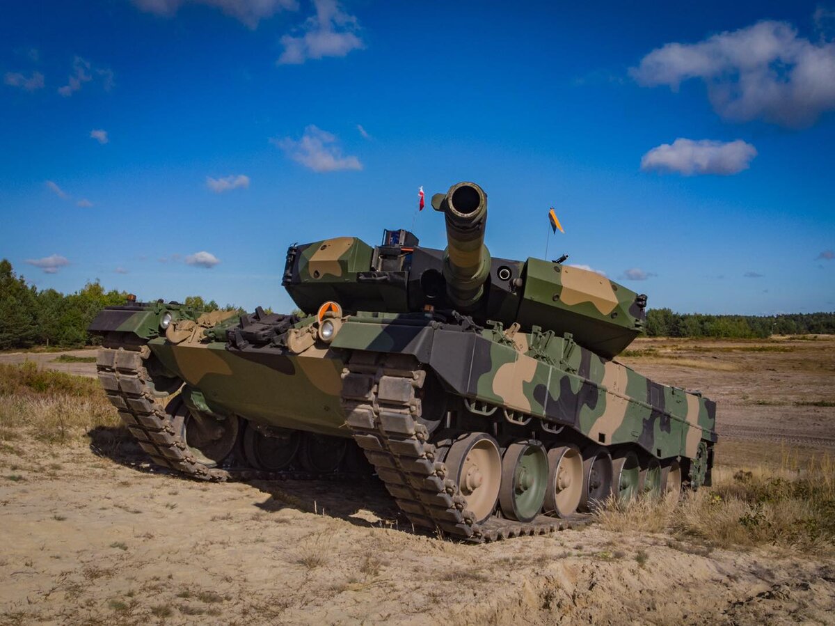  на учениях в Польше танк "Leopard".  фото: картинки  яндекса.