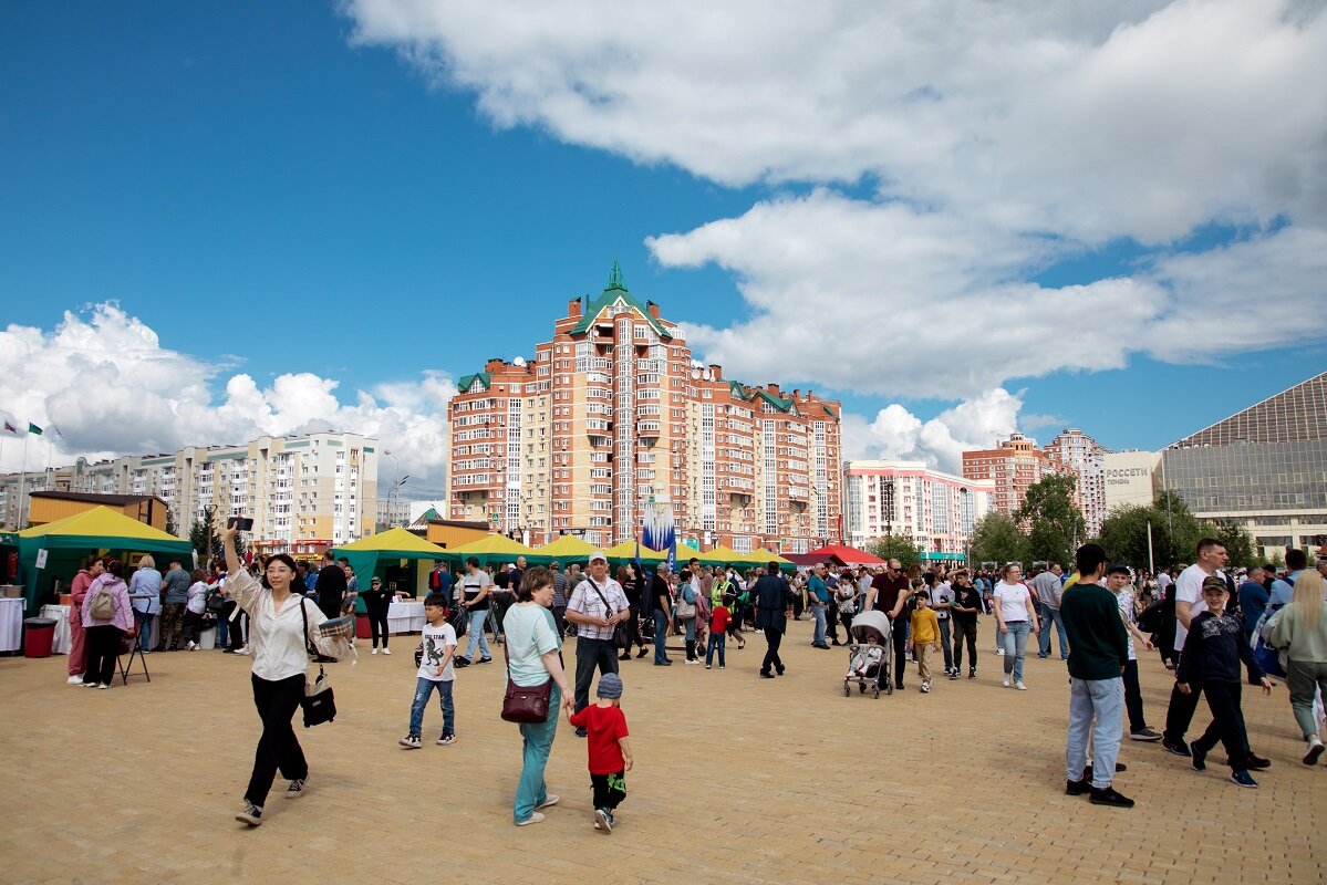 центральная площадь сургута адрес