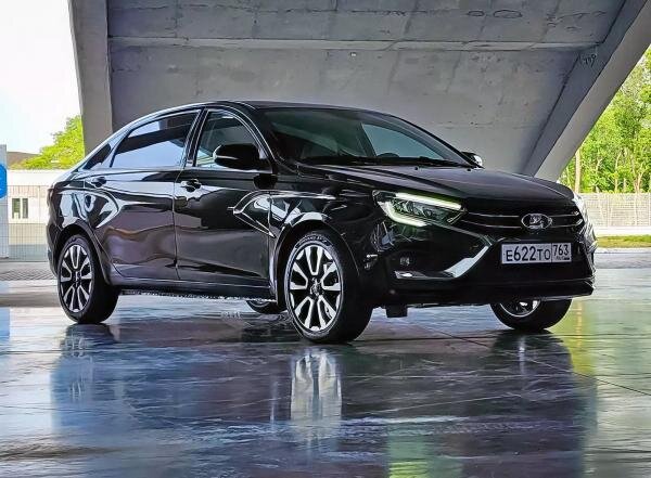     Lada Vesta Aura. Фото Maxim Kadakov / Telegram