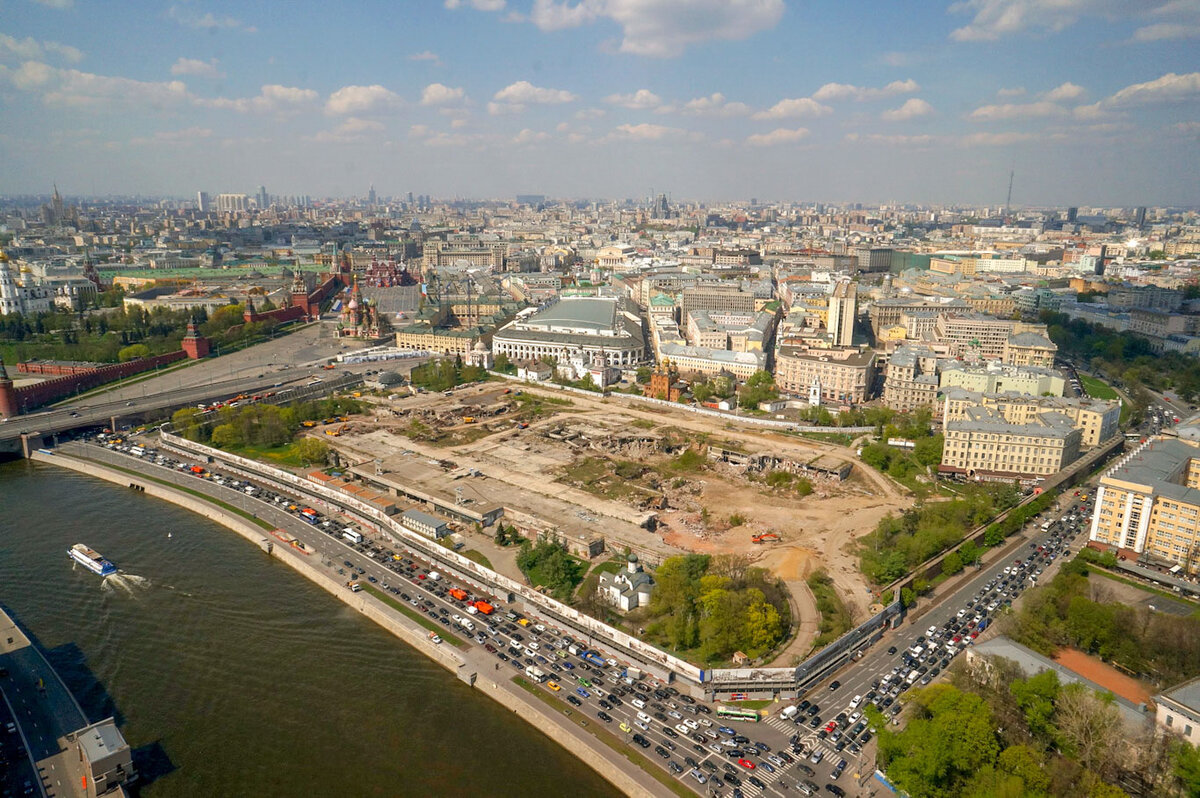 Что построили на месте гостиницы россия в москве