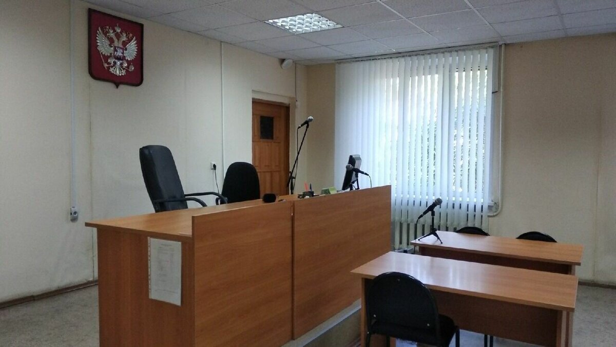     Жителя Выксы осудили за коммерческий подкуп и мошенничество. Его приговорили к шести годам условного срока. Об этом рассказали в пресс-службе СУ СКР по региону.