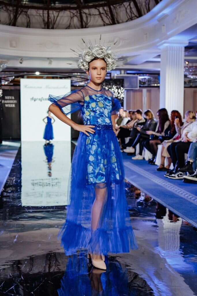 Neva fashion week. Fashion week 2023 Санкт-Петербург. Неделя моды. Показ мод Россия.